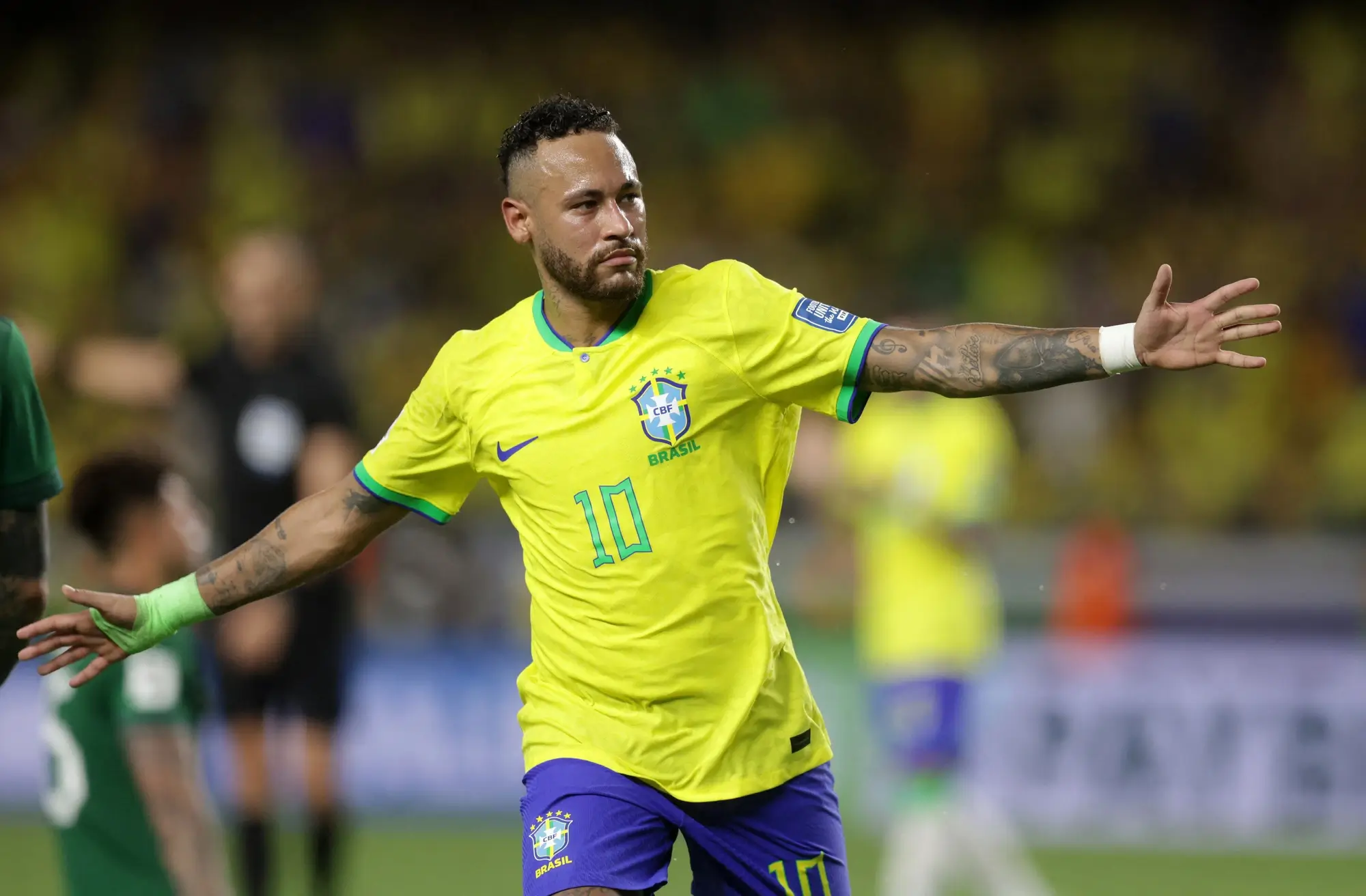 Neymar - PSG - 300 triệu USD